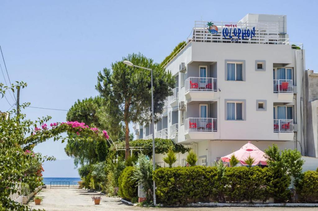 Colophon Beach Otel Гумульдур Экстерьер фото