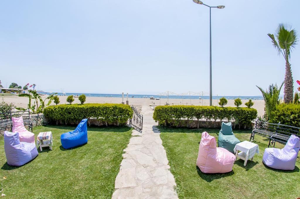 Colophon Beach Otel Гумульдур Экстерьер фото