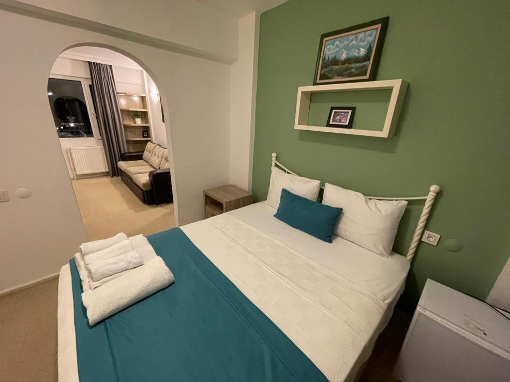 Colophon Beach Otel Гумульдур Экстерьер фото
