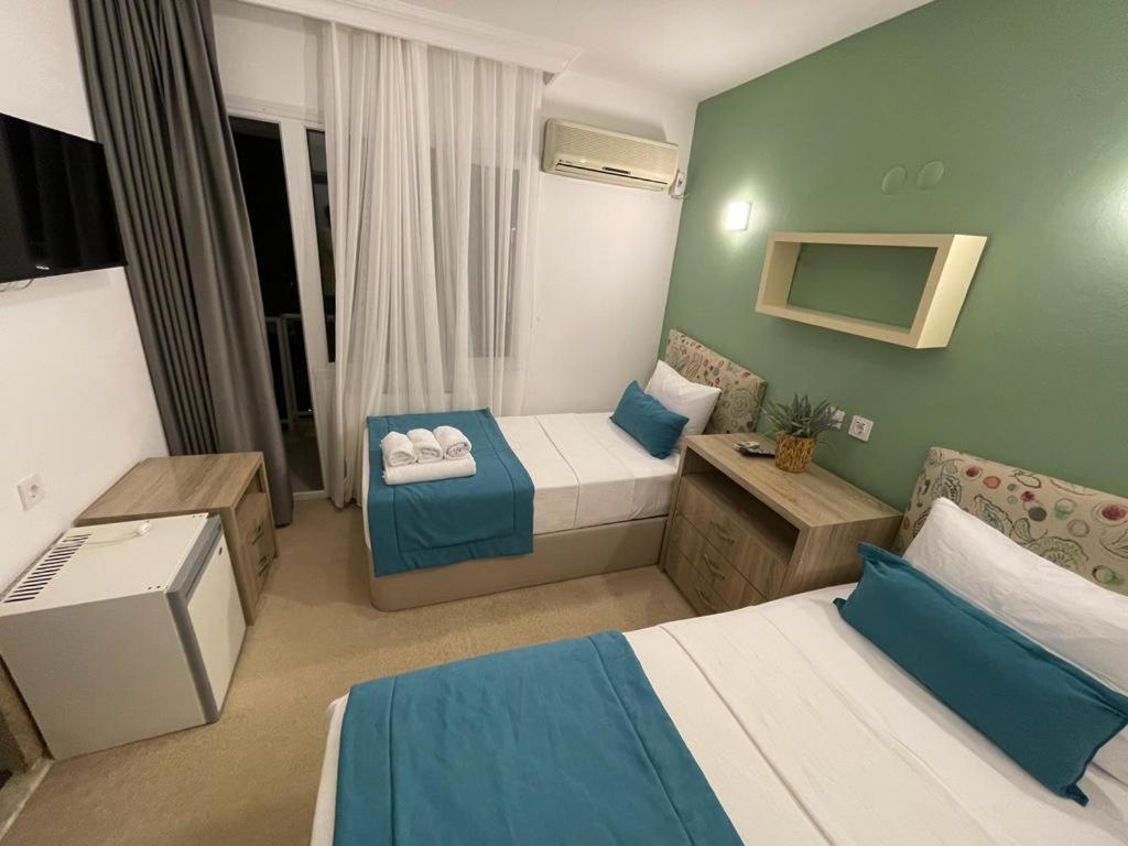 Colophon Beach Otel Гумульдур Экстерьер фото