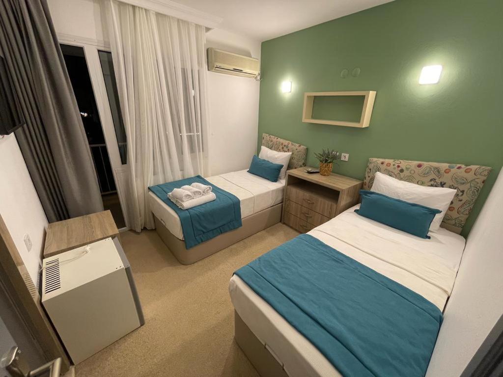 Colophon Beach Otel Гумульдур Экстерьер фото