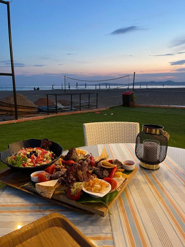 Colophon Beach Otel Гумульдур Экстерьер фото
